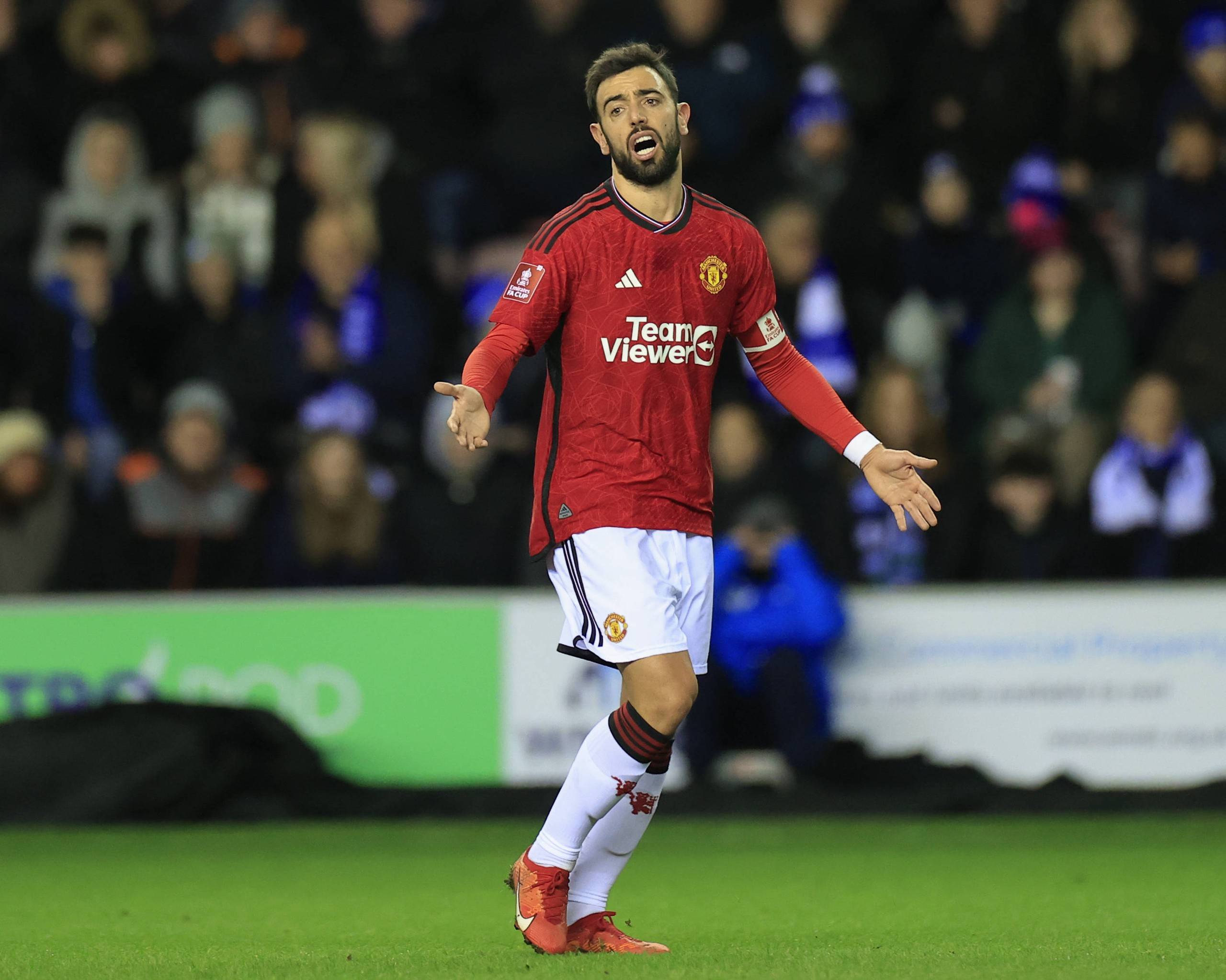 Gumayusi连C两局！T1终结GenG的27连胜！